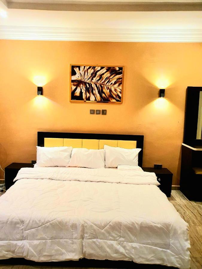 Greys House 19 Airport Hotel Abuja Eksteriør bilde