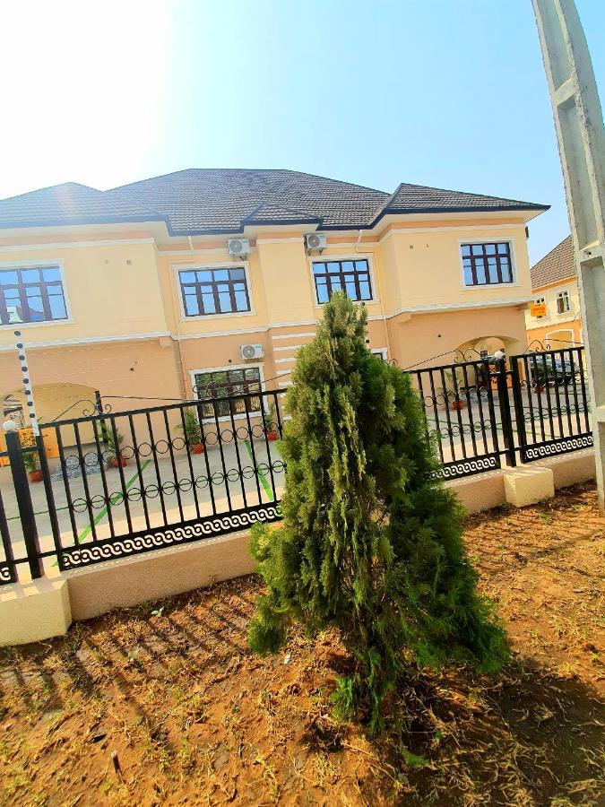 Greys House 19 Airport Hotel Abuja Eksteriør bilde