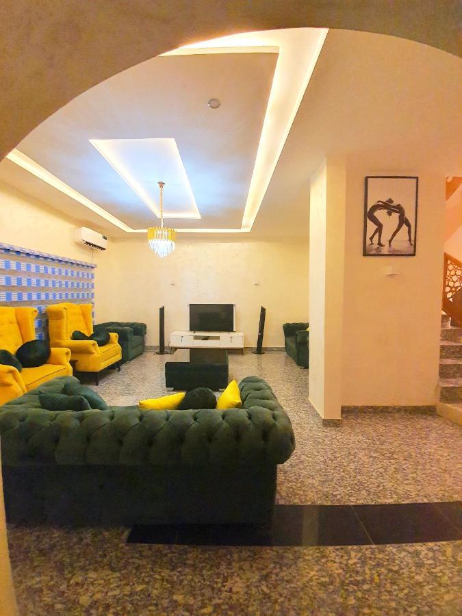 Greys House 19 Airport Hotel Abuja Eksteriør bilde